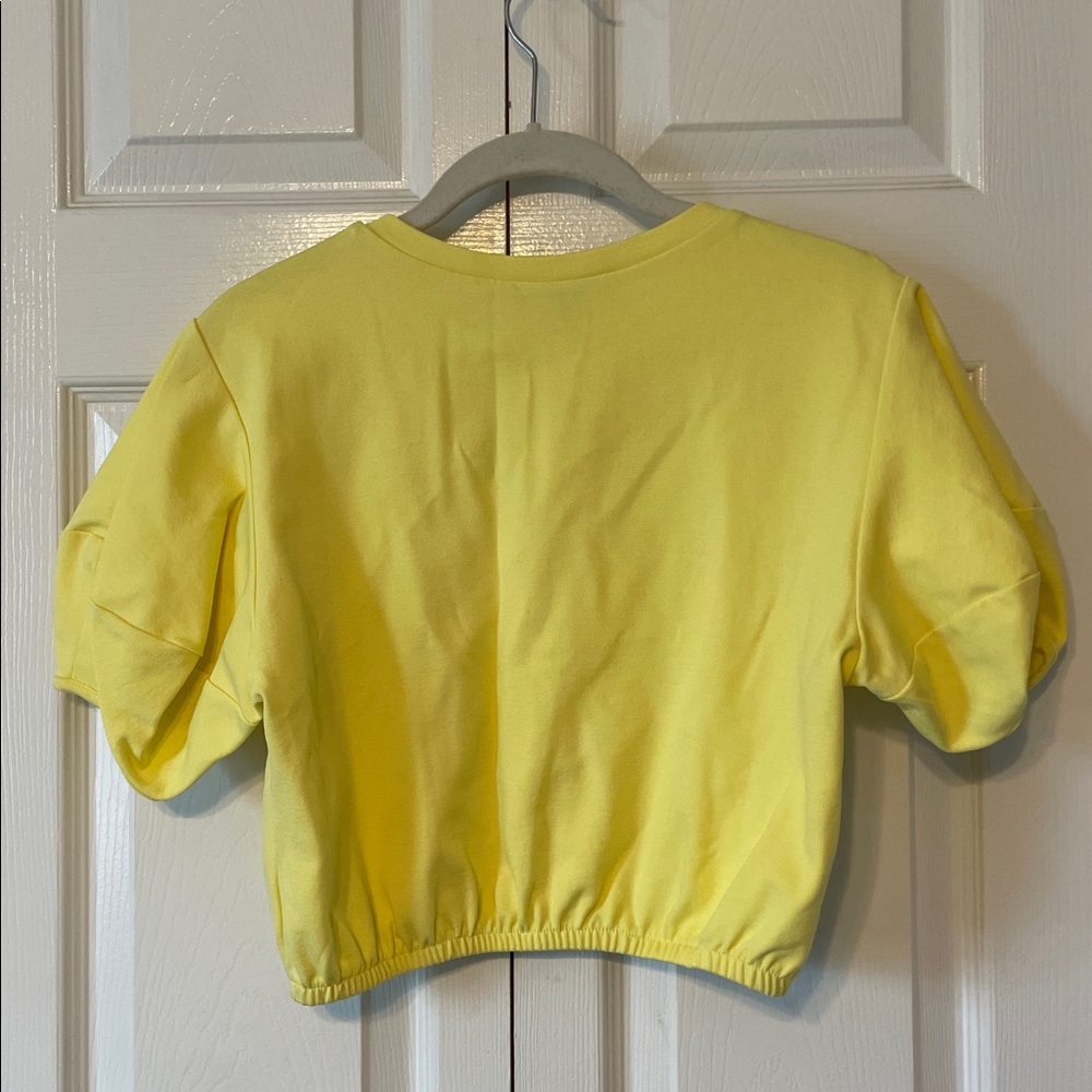 Fore Crop Top - Picture 2 of 4